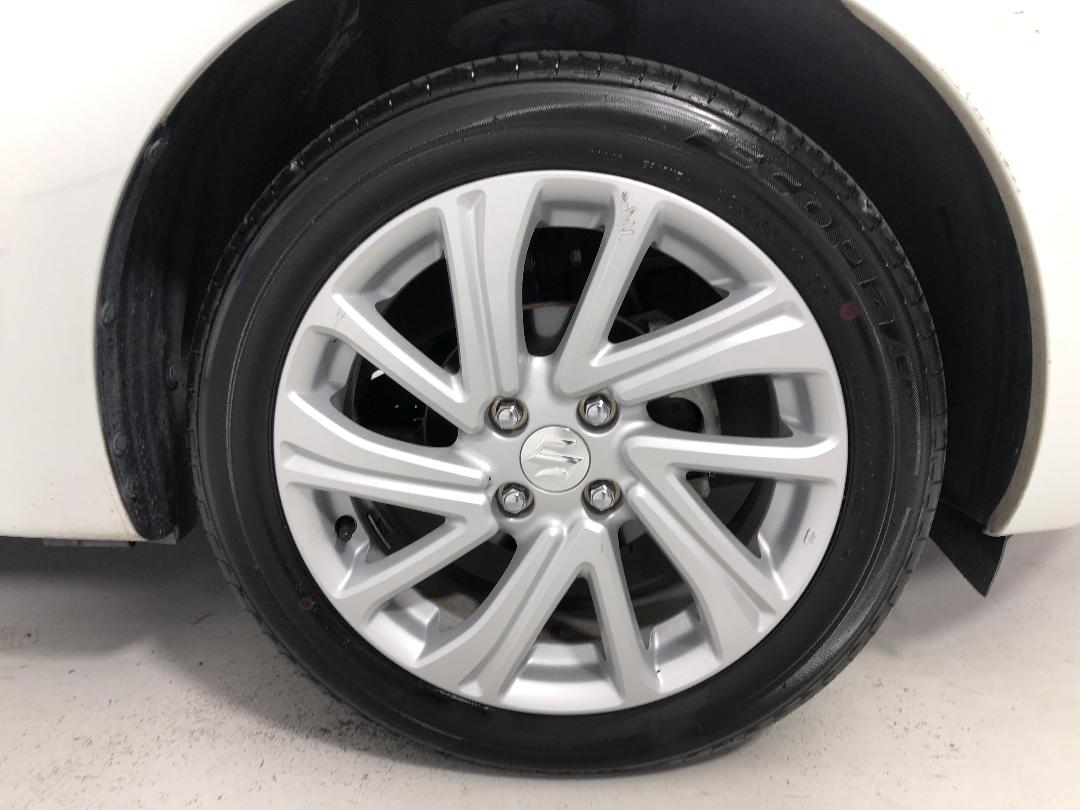 Photo '9' of Suzuki Swift