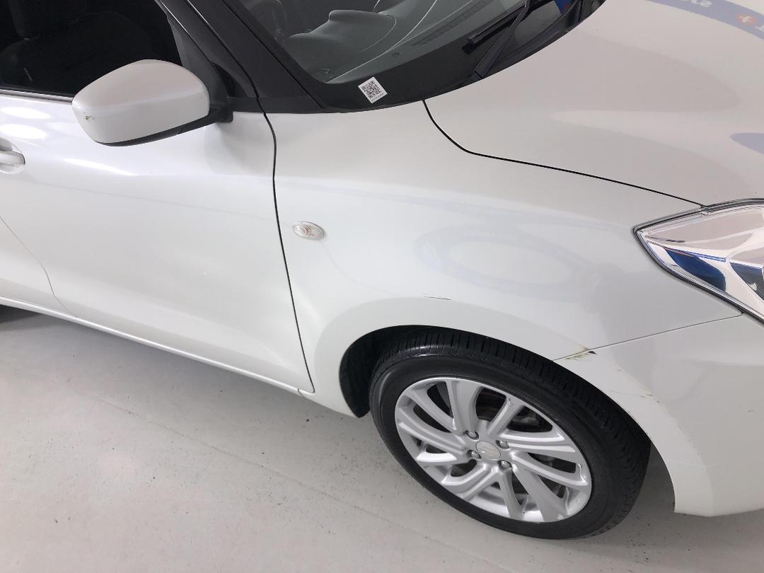 Photo '25' of Suzuki Swift