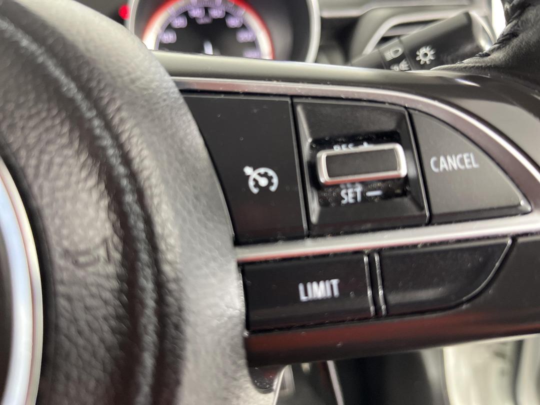 Photo '26' of Suzuki Swift