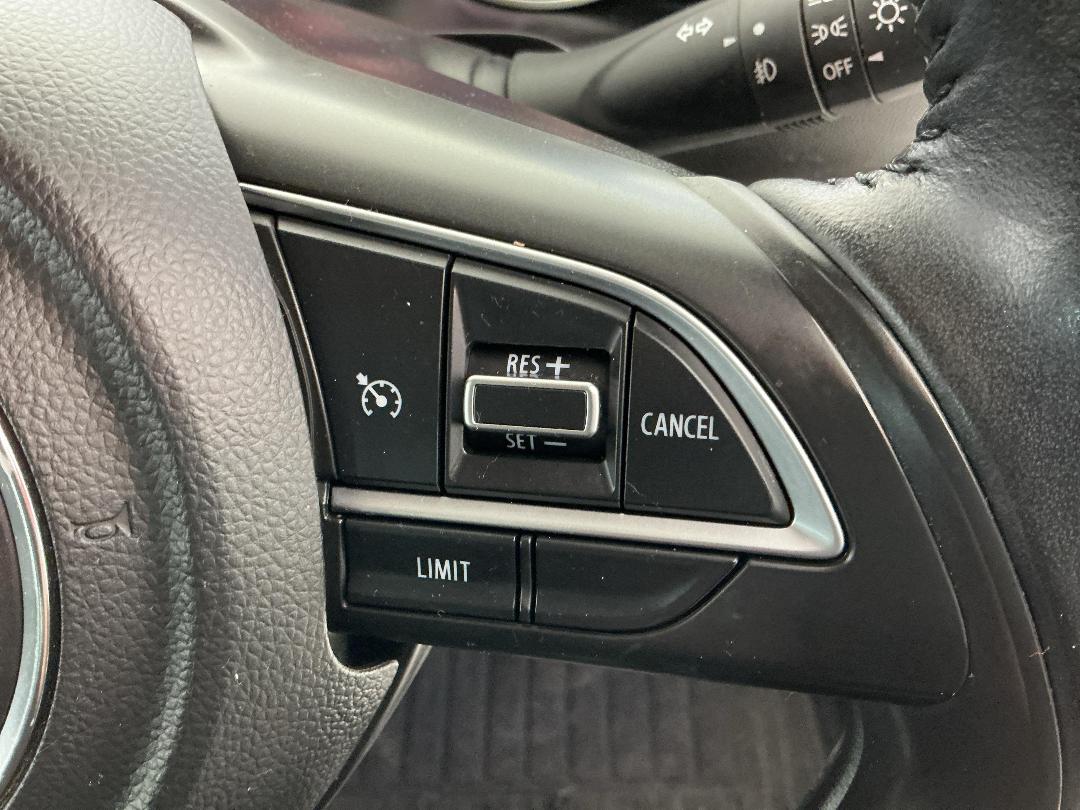 Photo '24' of Suzuki Swift