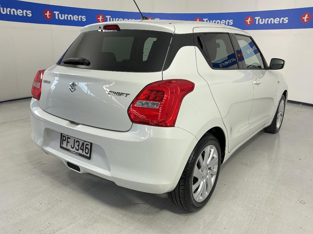 Photo '7' of Suzuki Swift