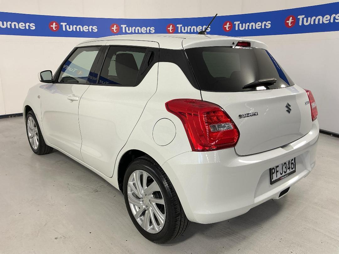 Photo '5' of Suzuki Swift