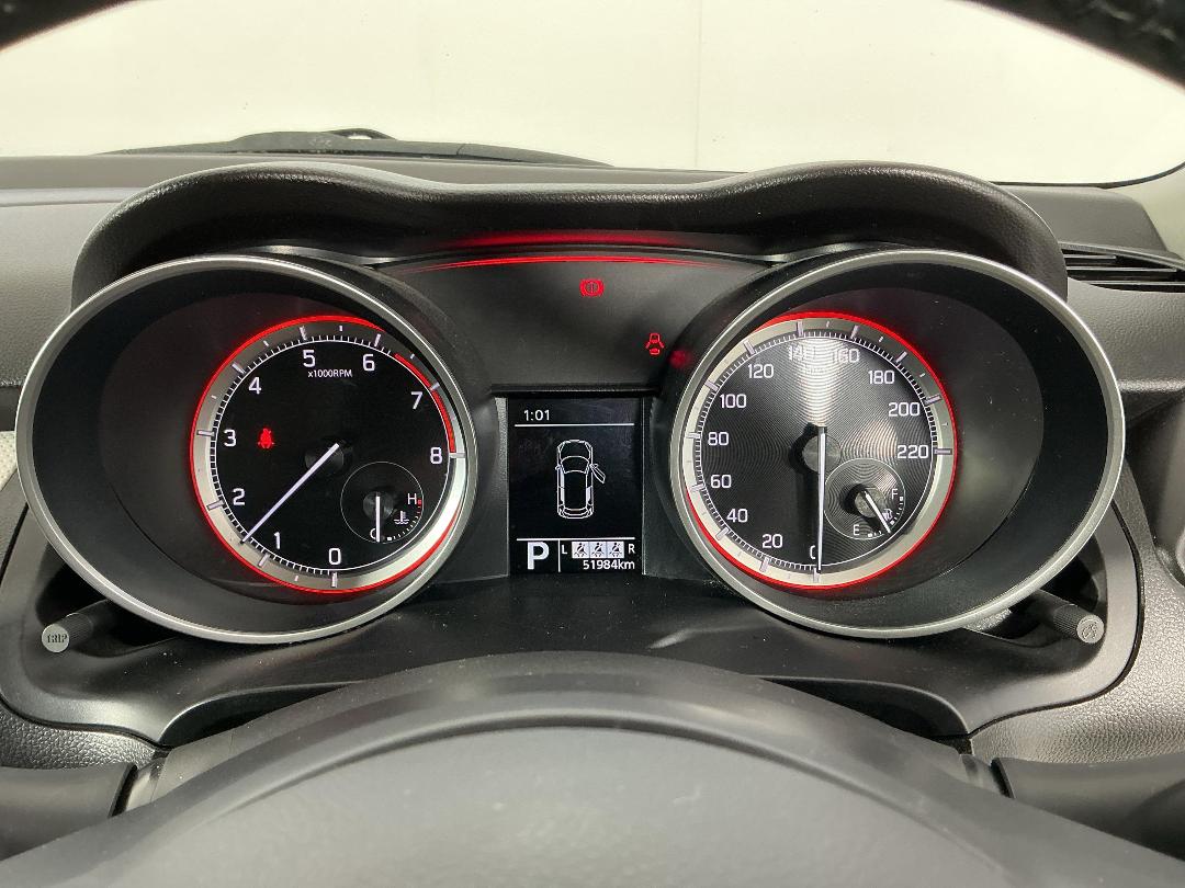 Photo '21' of Suzuki Swift