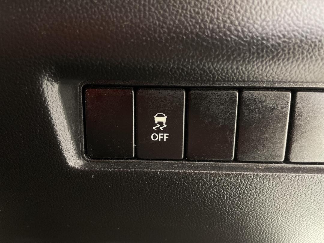 Photo '23' of Suzuki Swift