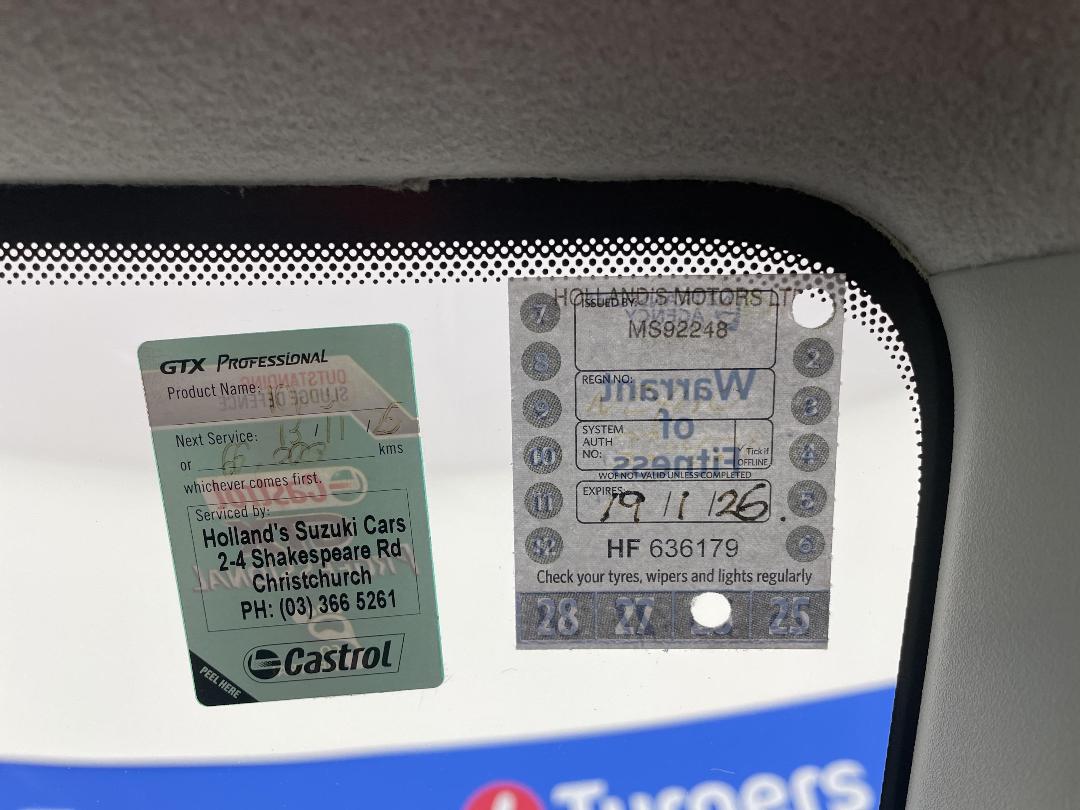 Photo '27' of Suzuki Swift