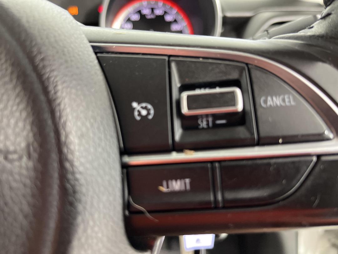 Photo '25' of Suzuki Swift