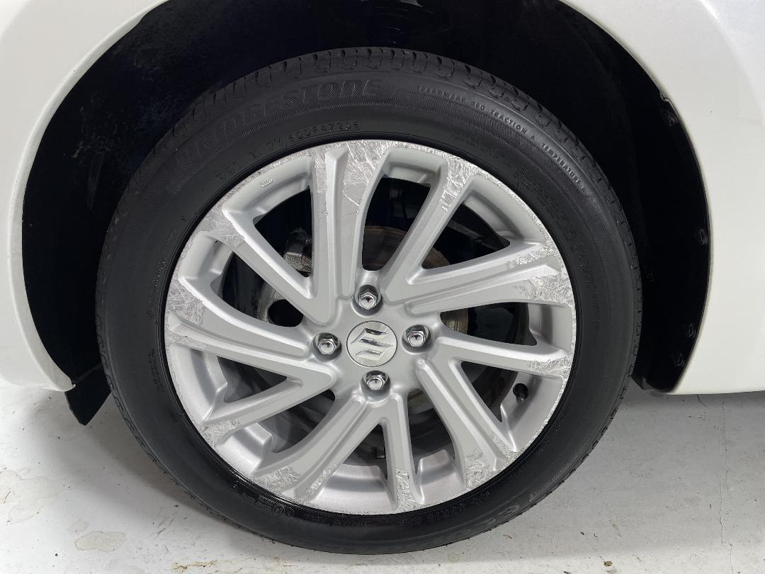 Photo '10' of Suzuki Swift