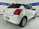 Thumbnail '7' of Suzuki Swift
