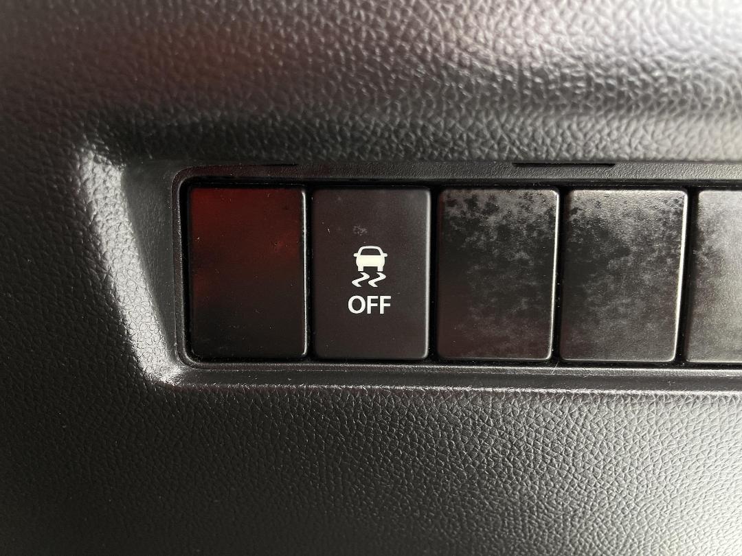 Photo '23' of Suzuki Swift