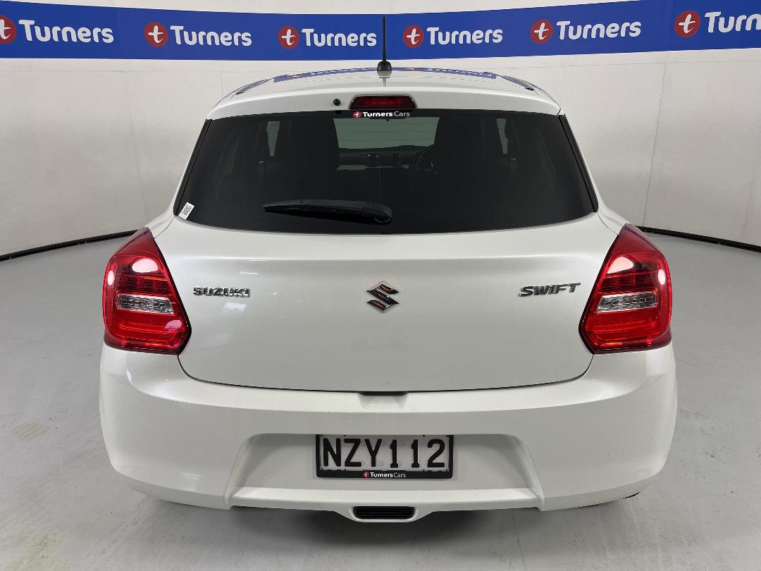 Photo '6' of Suzuki Swift