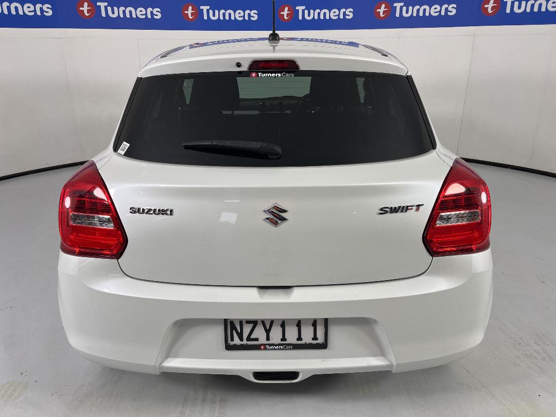 Photo '6' of Suzuki Swift