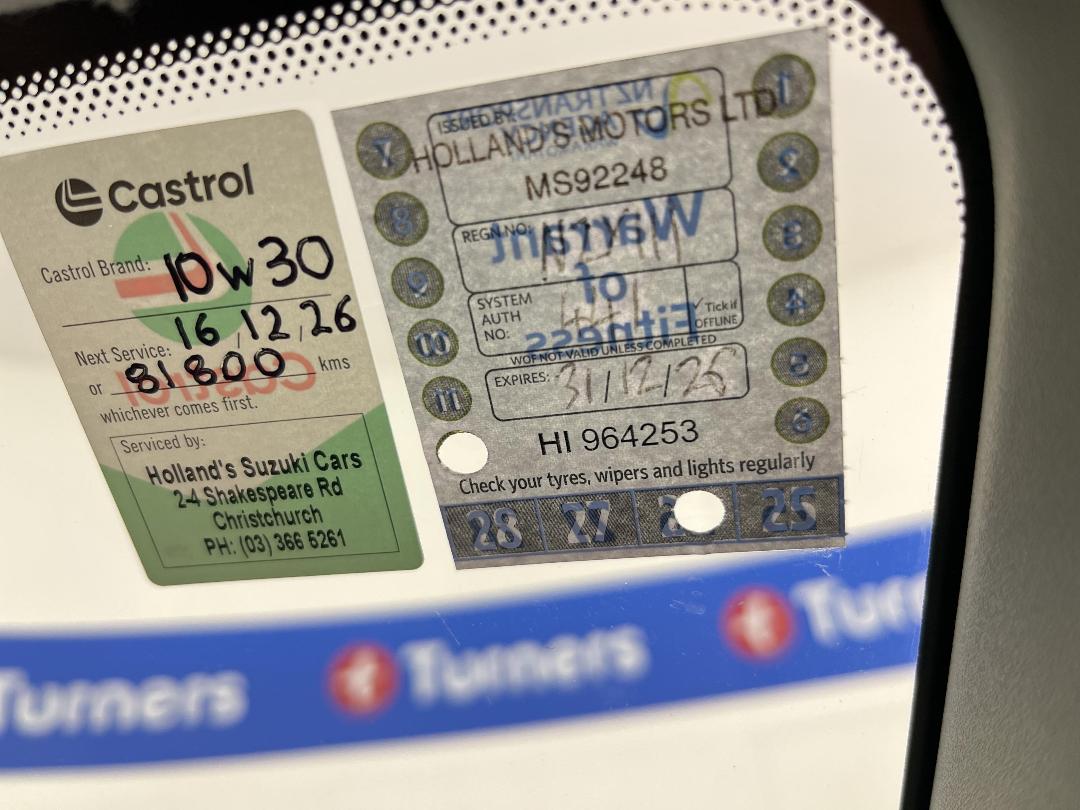 Photo '23' of Suzuki Swift