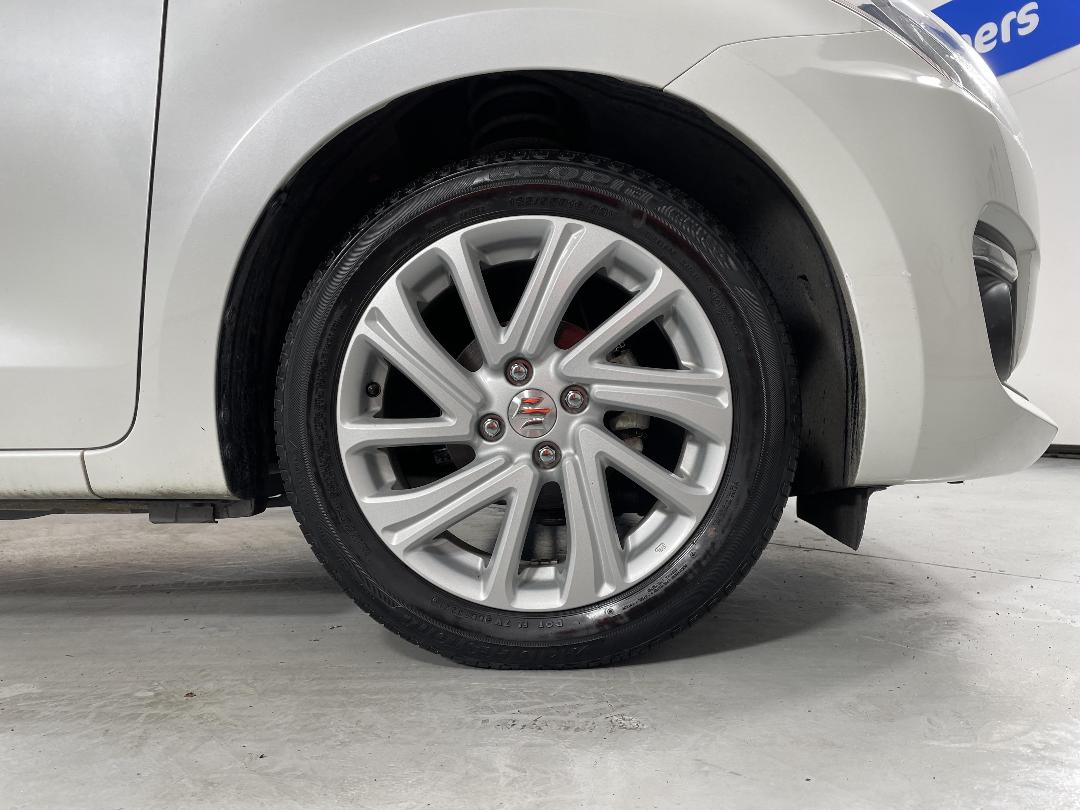 Photo '9' of Suzuki Swift