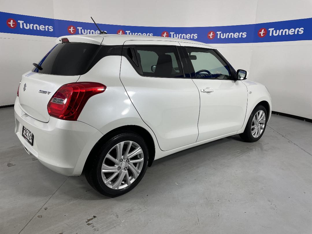 Photo '7' of Suzuki Swift