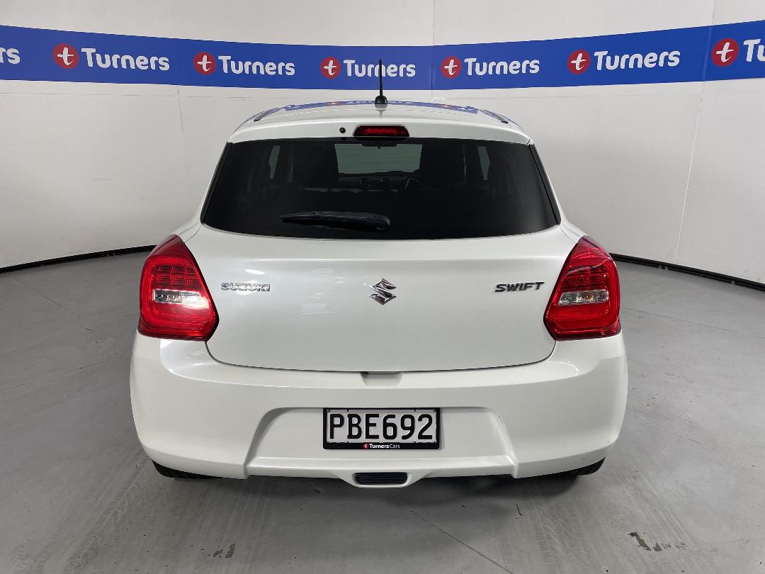 Photo '6' of Suzuki Swift