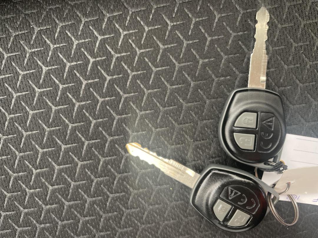 Photo '22' of Suzuki Swift Photo '22' of Suzuki Swift