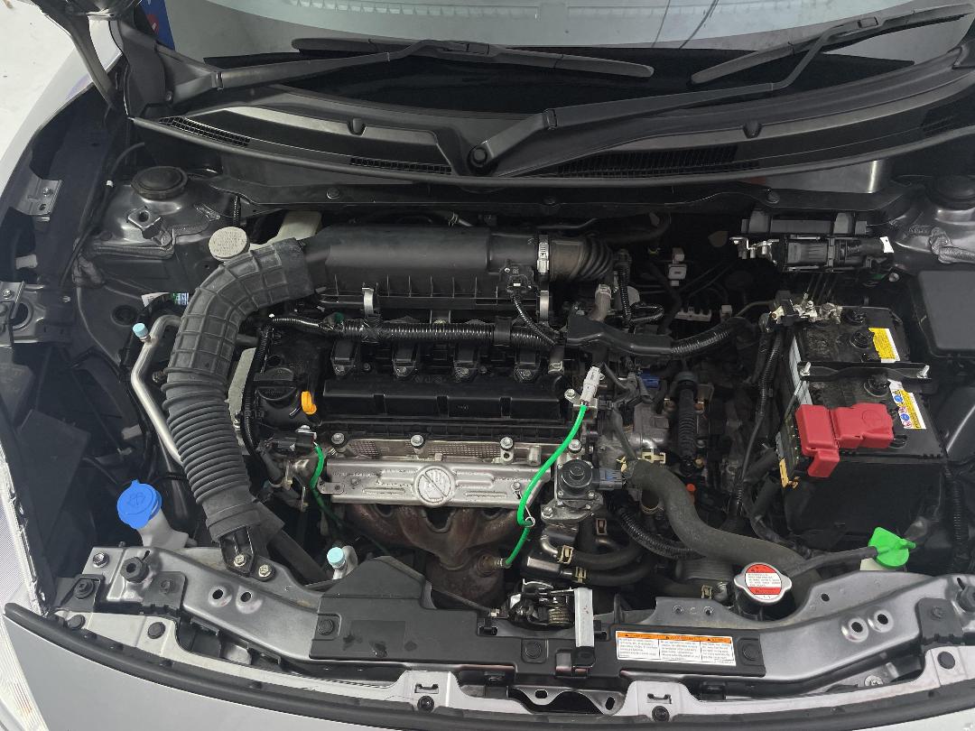 Photo '13' of Suzuki Swift Photo '13' of Suzuki Swift