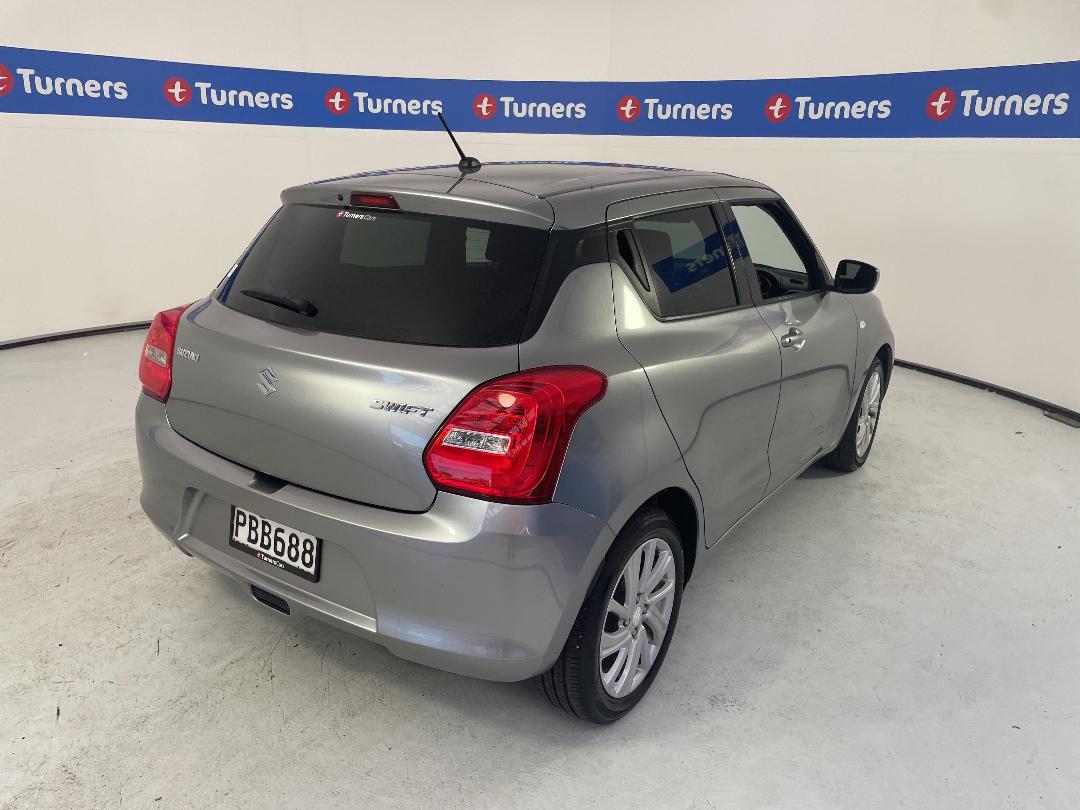 Photo '7' of Suzuki Swift Photo '7' of Suzuki Swift