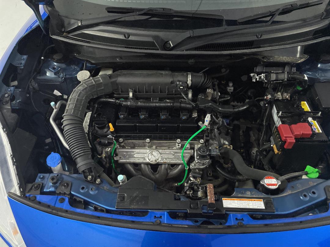 Photo '13' of Suzuki Swift