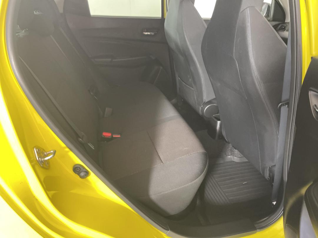 Photo '20' of Suzuki Swift Photo '20' of Suzuki Swift