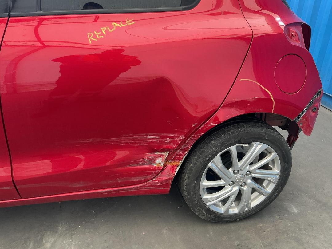 Photo '9' of Suzuki Swift GL