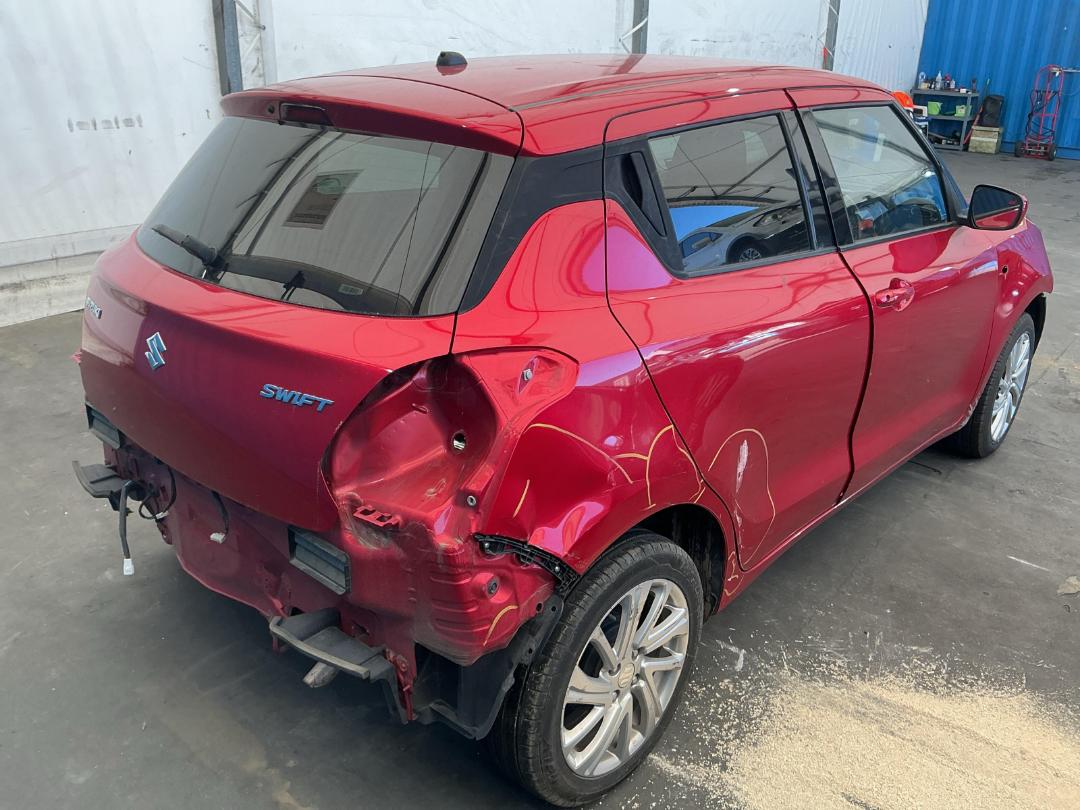 Photo '13' of Suzuki Swift GL