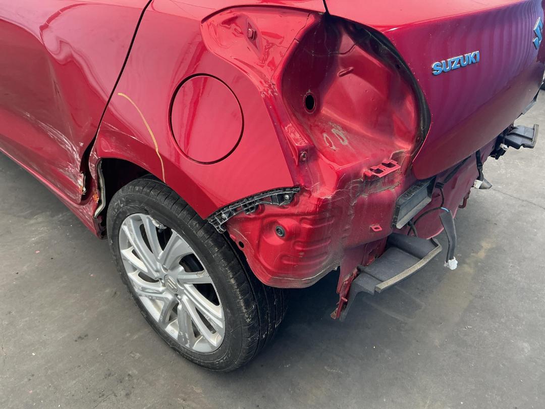 Photo '11' of Suzuki Swift GL