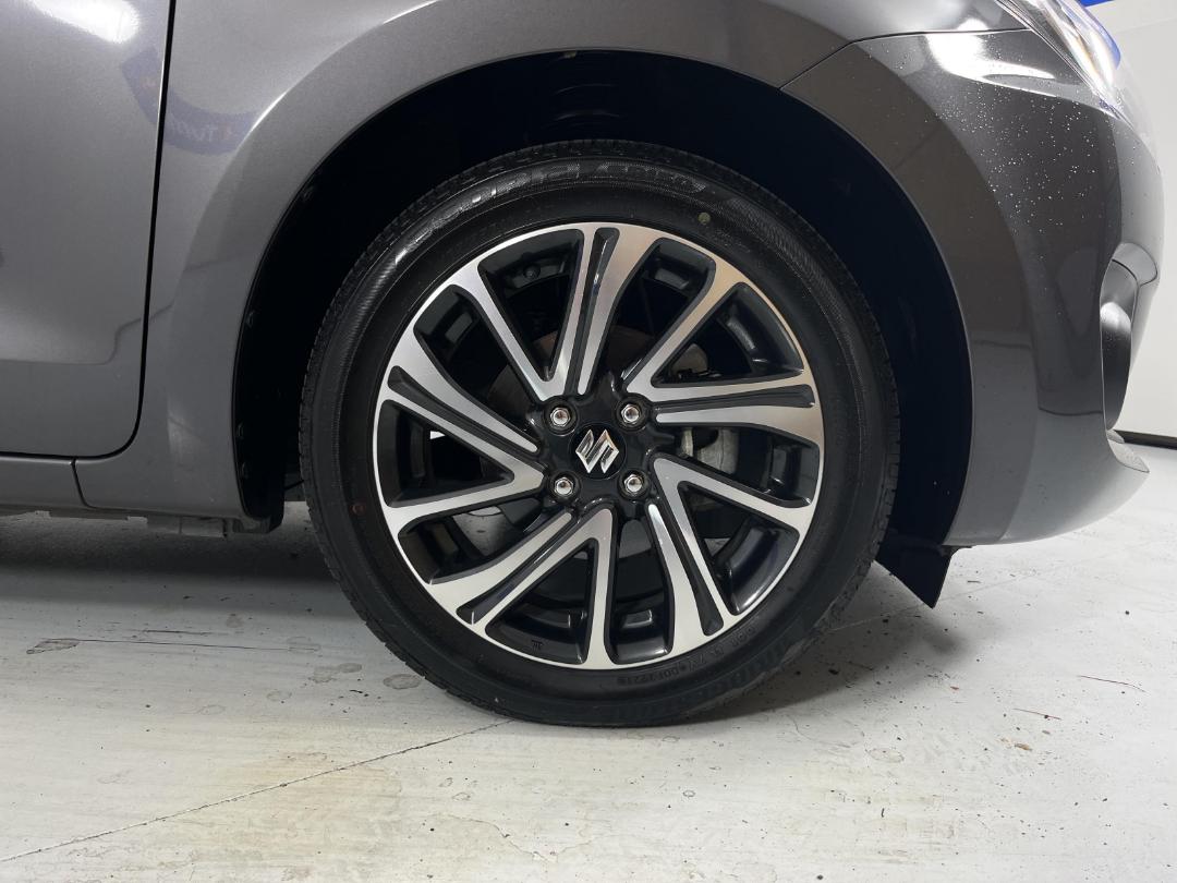 Photo '9' of Suzuki Swift Photo '9' of Suzuki Swift