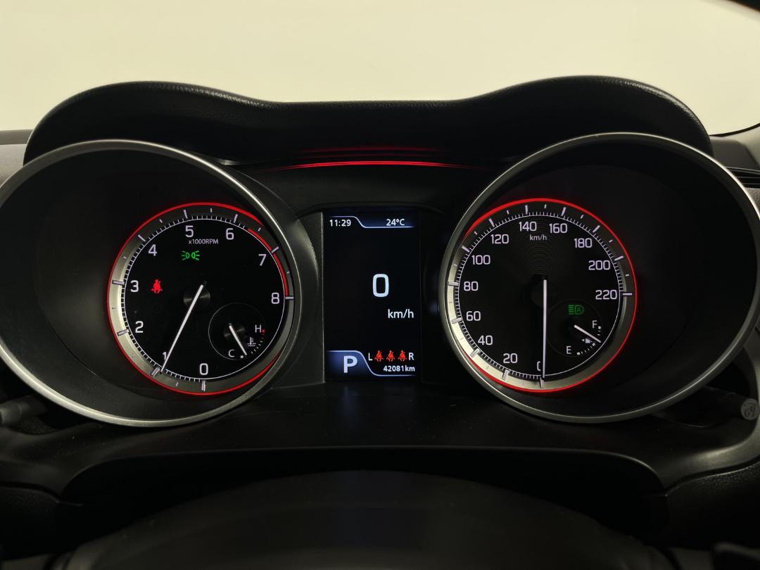 Photo '21' of Suzuki Swift Photo '21' of Suzuki Swift