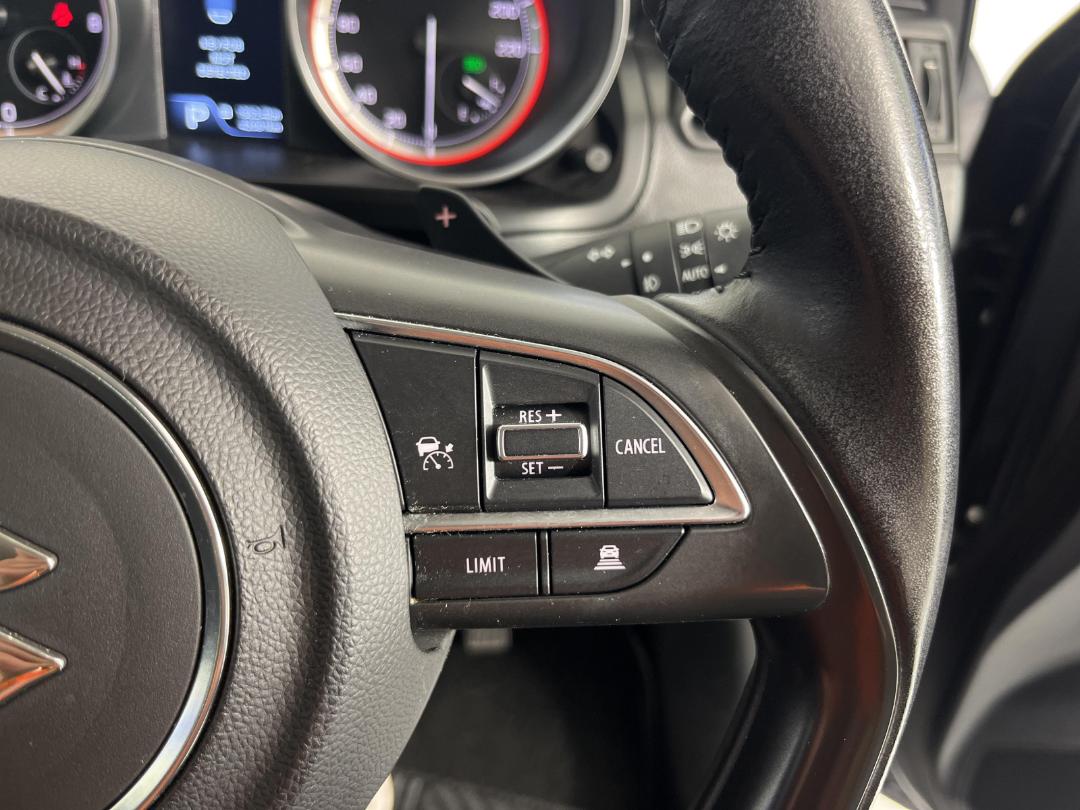 Photo '23' of Suzuki Swift Photo '23' of Suzuki Swift