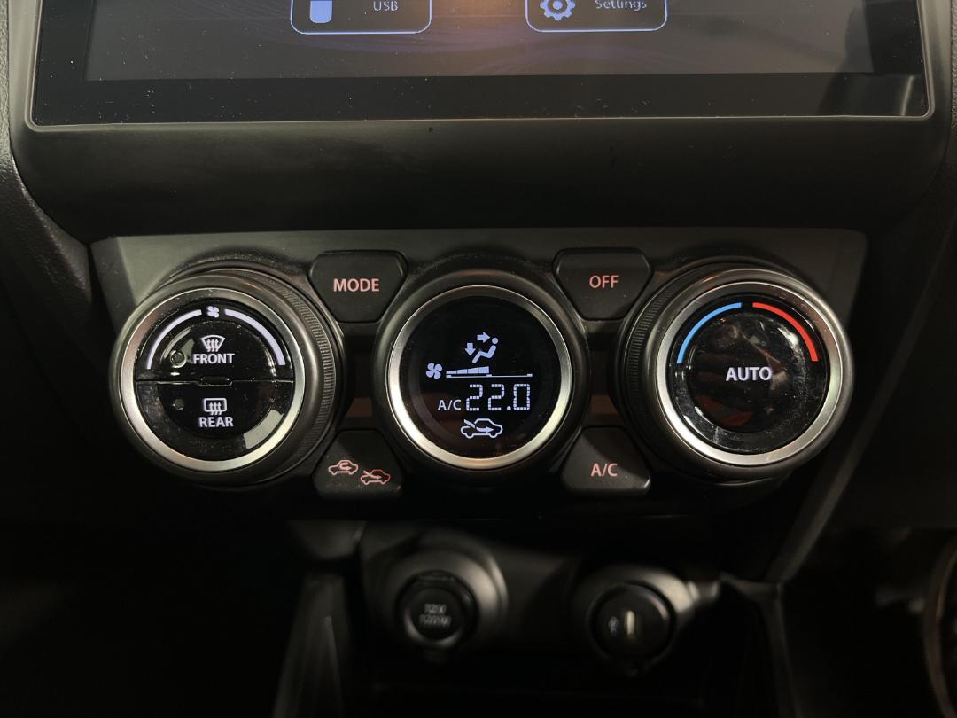 Photo '27' of Suzuki Swift Photo '27' of Suzuki Swift