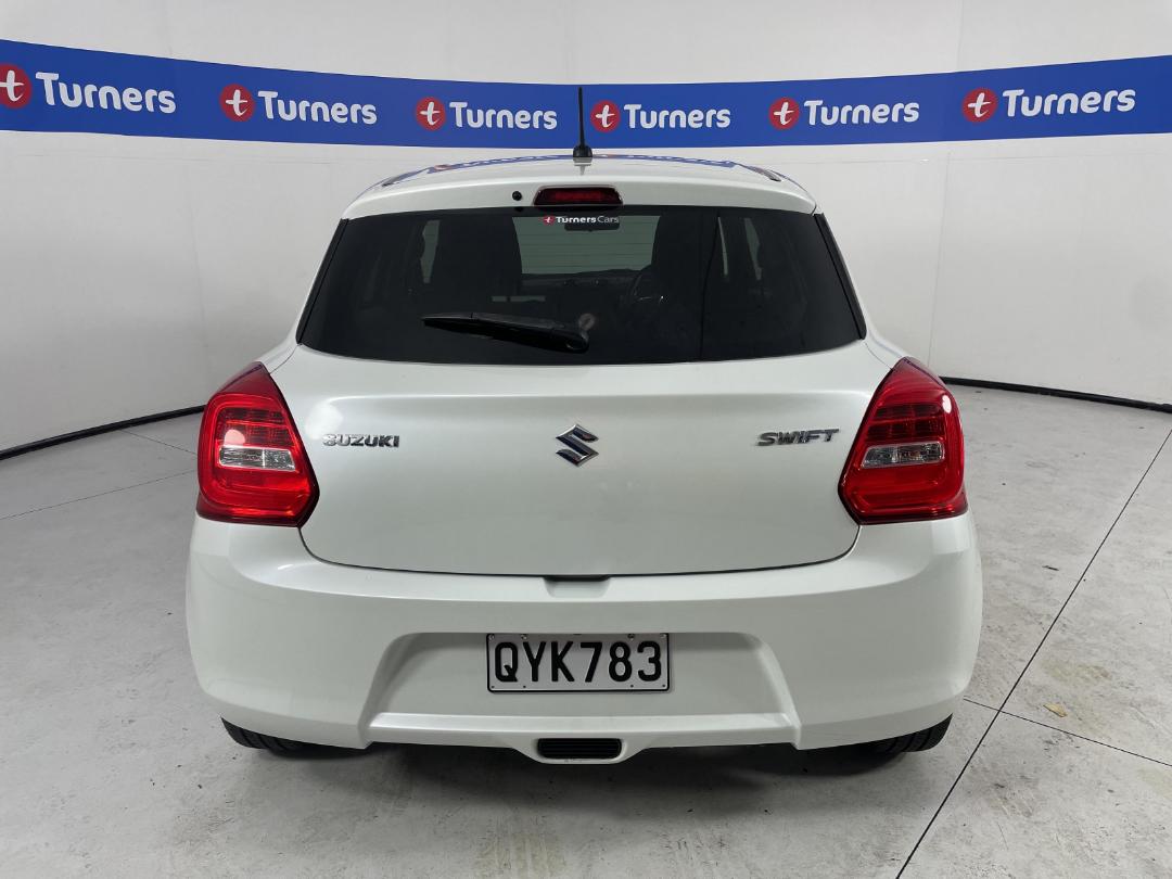 Photo '6' of Suzuki Swift