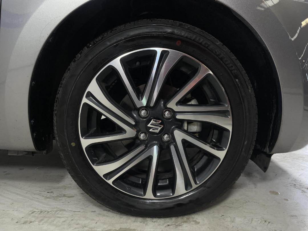 Photo '9' of Suzuki Swift Photo '9' of Suzuki Swift