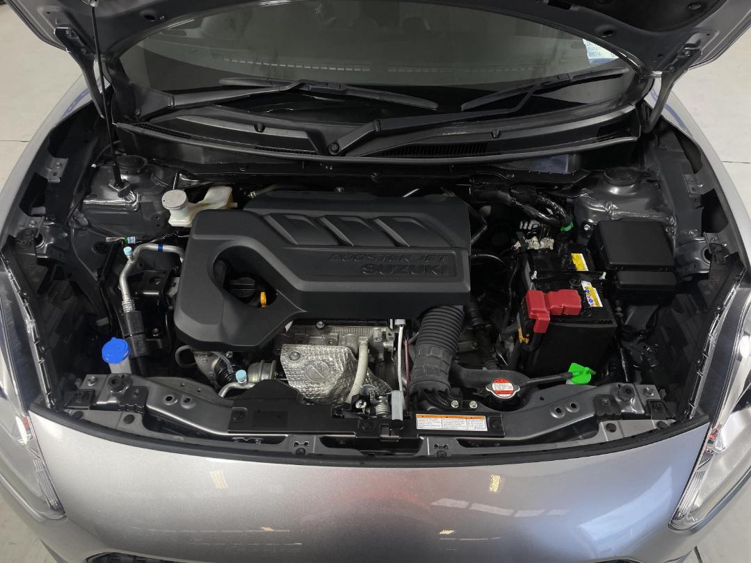 Photo '13' of Suzuki Swift Photo '13' of Suzuki Swift