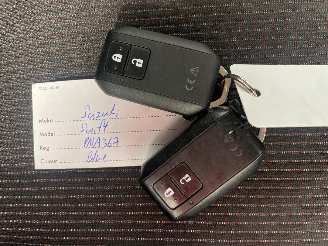 Photo '22' of Suzuki Swift