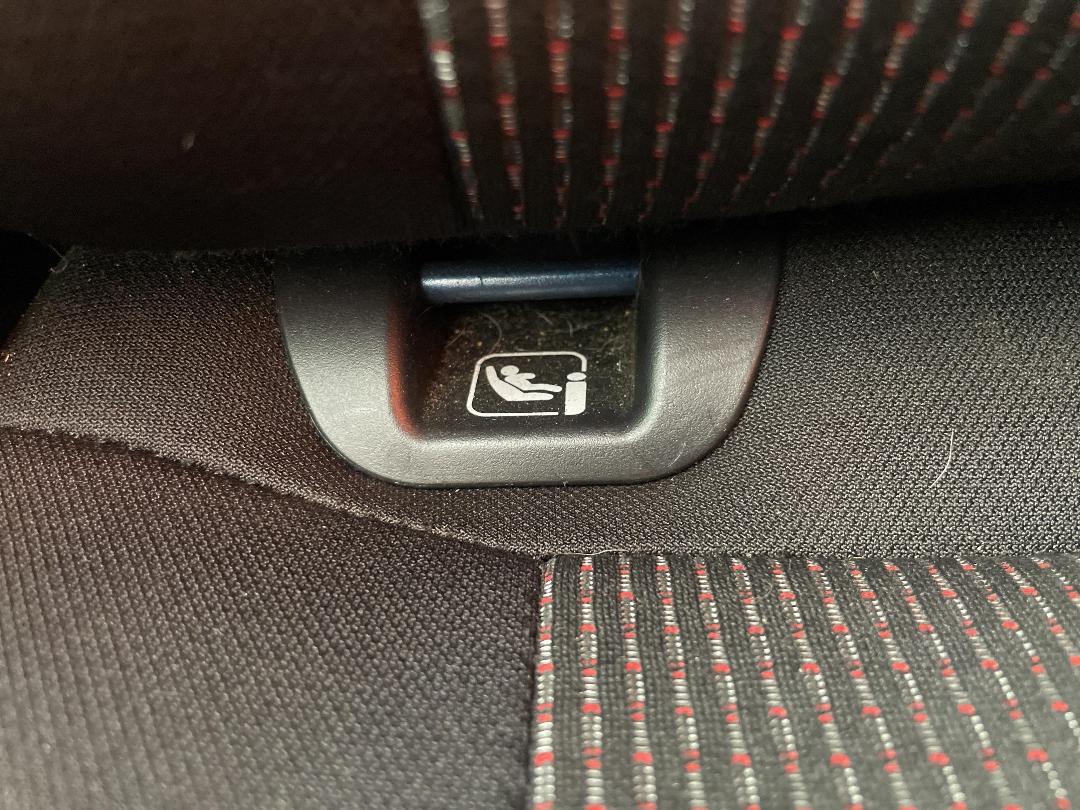 Photo '23' of Suzuki Swift