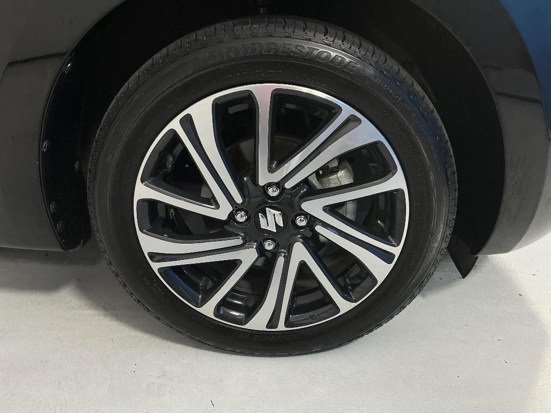 Photo '9' of Suzuki Swift