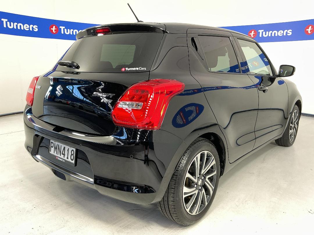 Photo '7' of Suzuki Swift