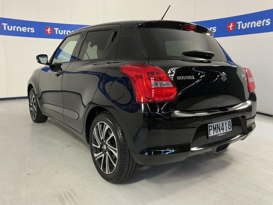 Photo '5' of Suzuki Swift