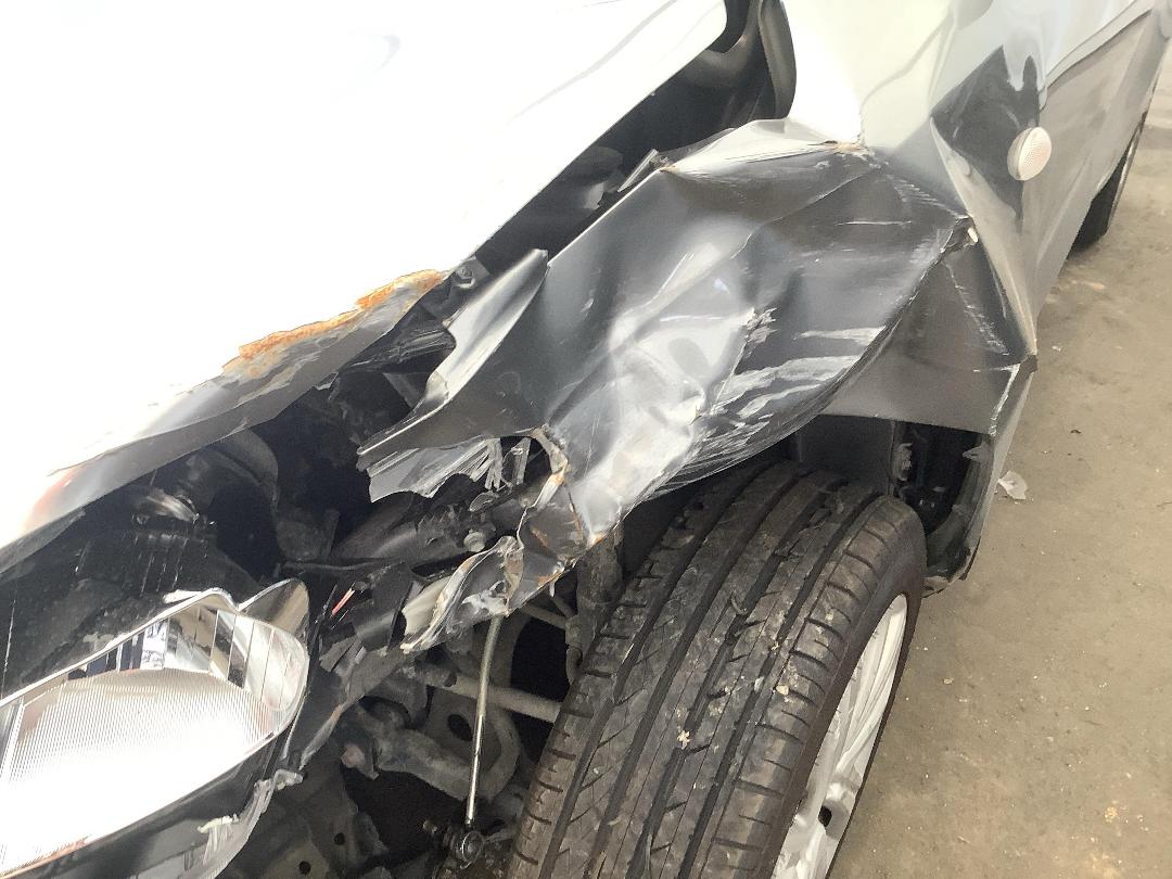 Photo '4' of Suzuki Swift GL Photo '4' of Suzuki Swift GL