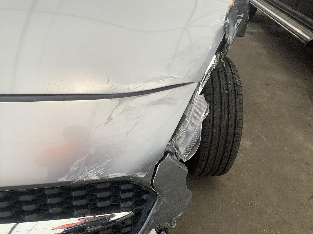 Photo '3' of Suzuki Swift GL Photo '3' of Suzuki Swift GL