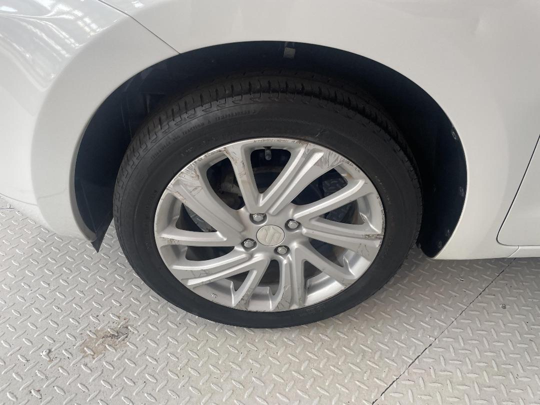 Photo '10' of Suzuki Swift Photo '10' of Suzuki Swift