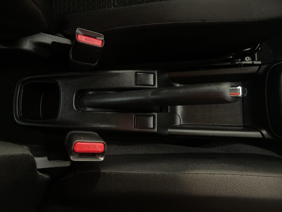 Photo '32' of Suzuki Swift Photo '32' of Suzuki Swift