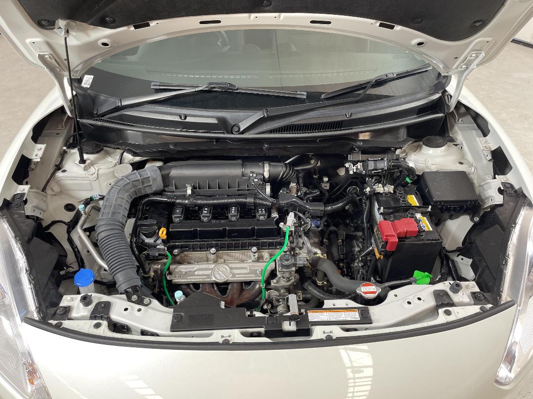 Photo '13' of Suzuki Swift