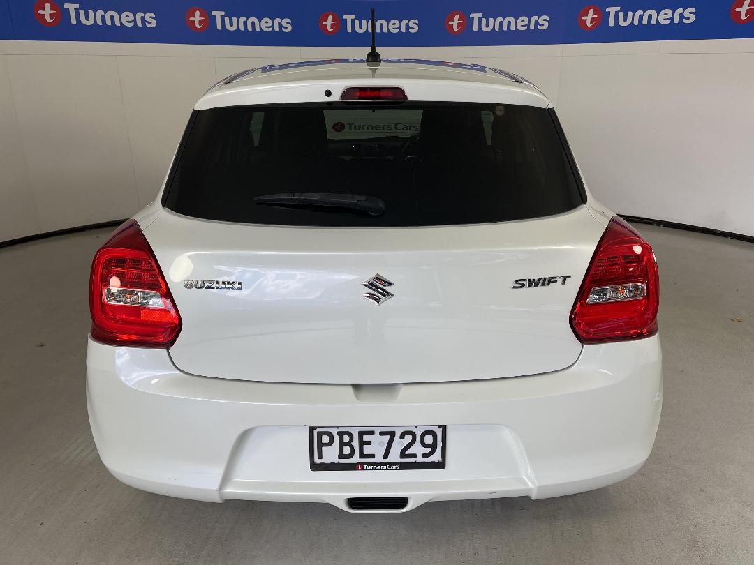 Photo '6' of Suzuki Swift