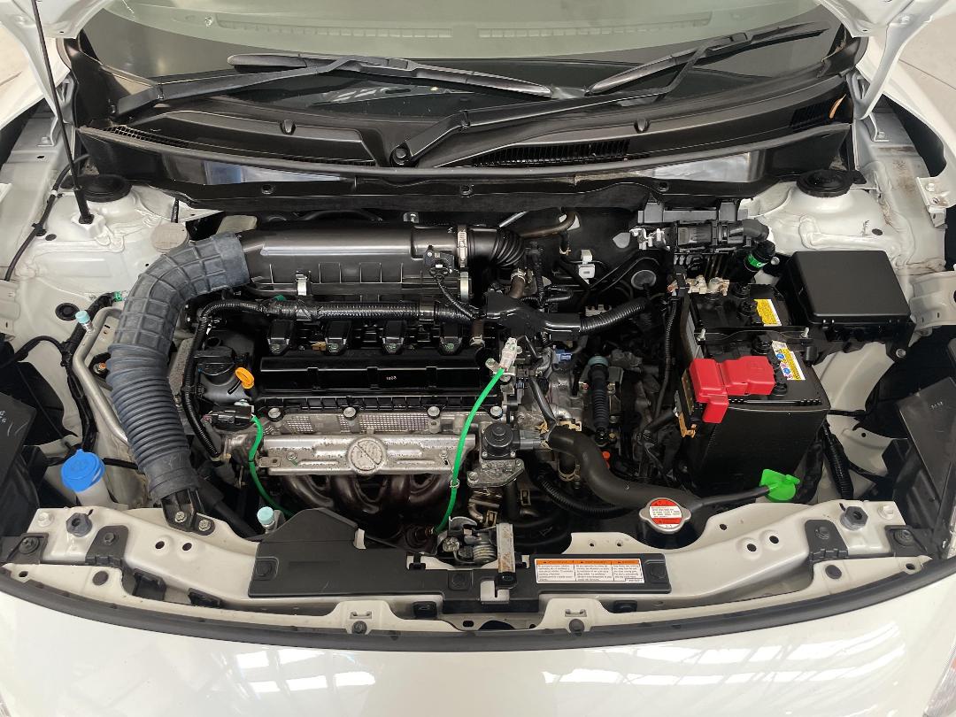 Photo '13' of Suzuki Swift