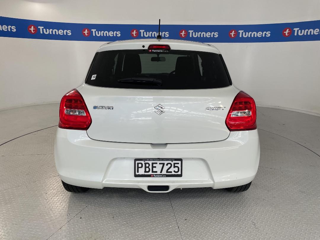 Photo '6' of Suzuki Swift