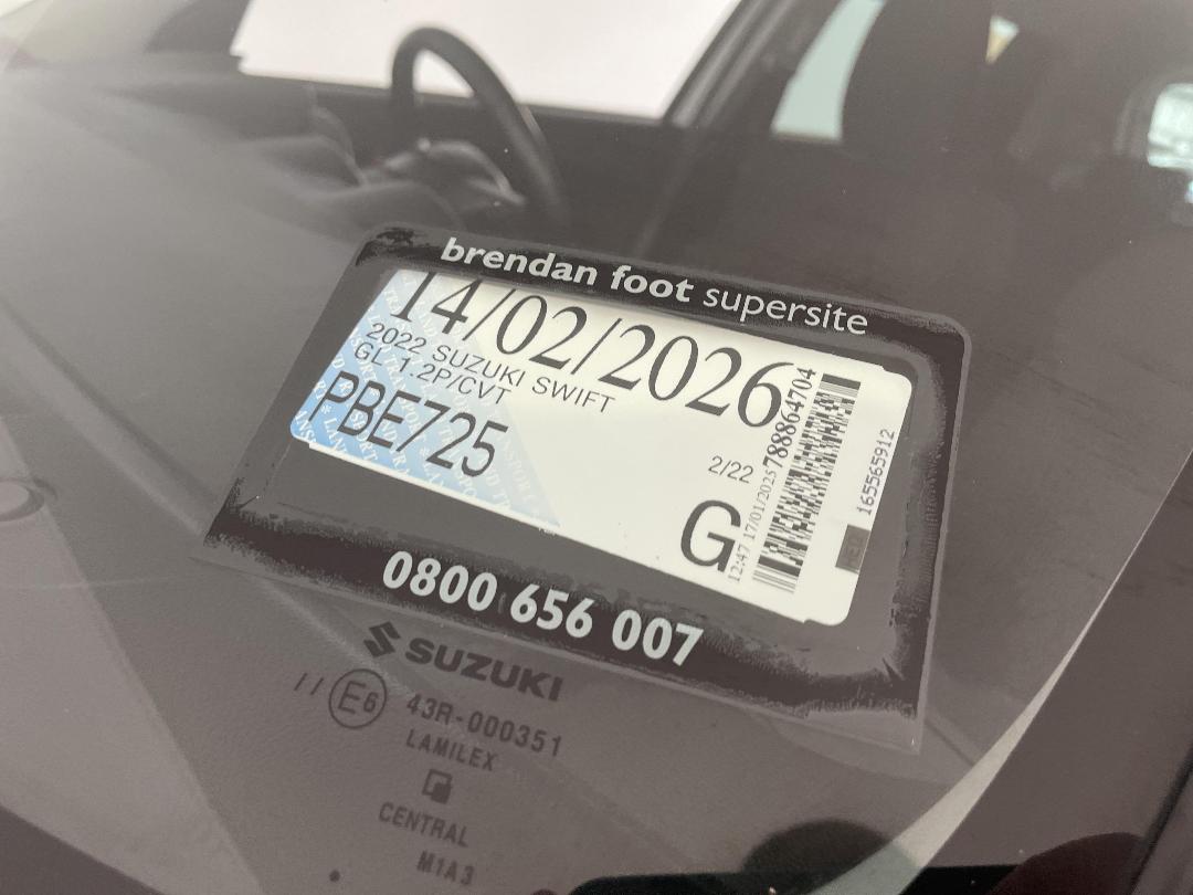 Photo '33' of Suzuki Swift