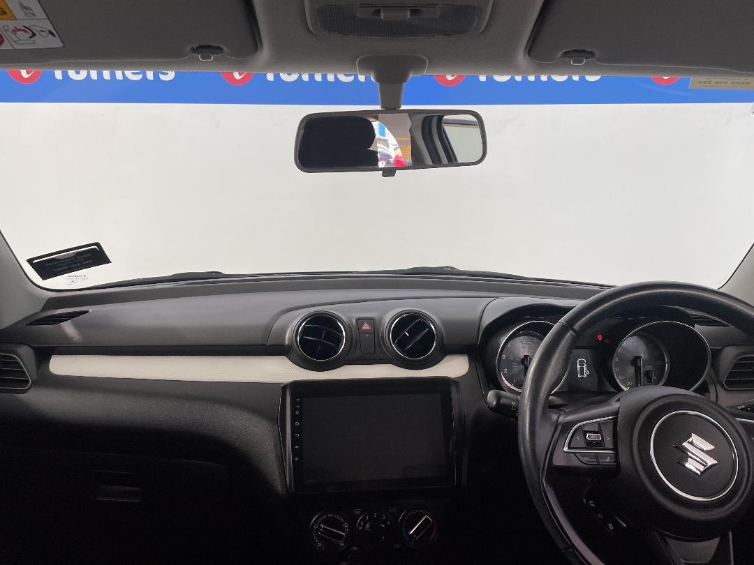 Photo '17' of Suzuki Swift