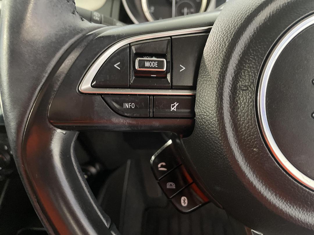 Photo '26' of Suzuki Swift